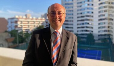 Benoît Pellistrandi, historiador francés: "Macron no dimitirá"