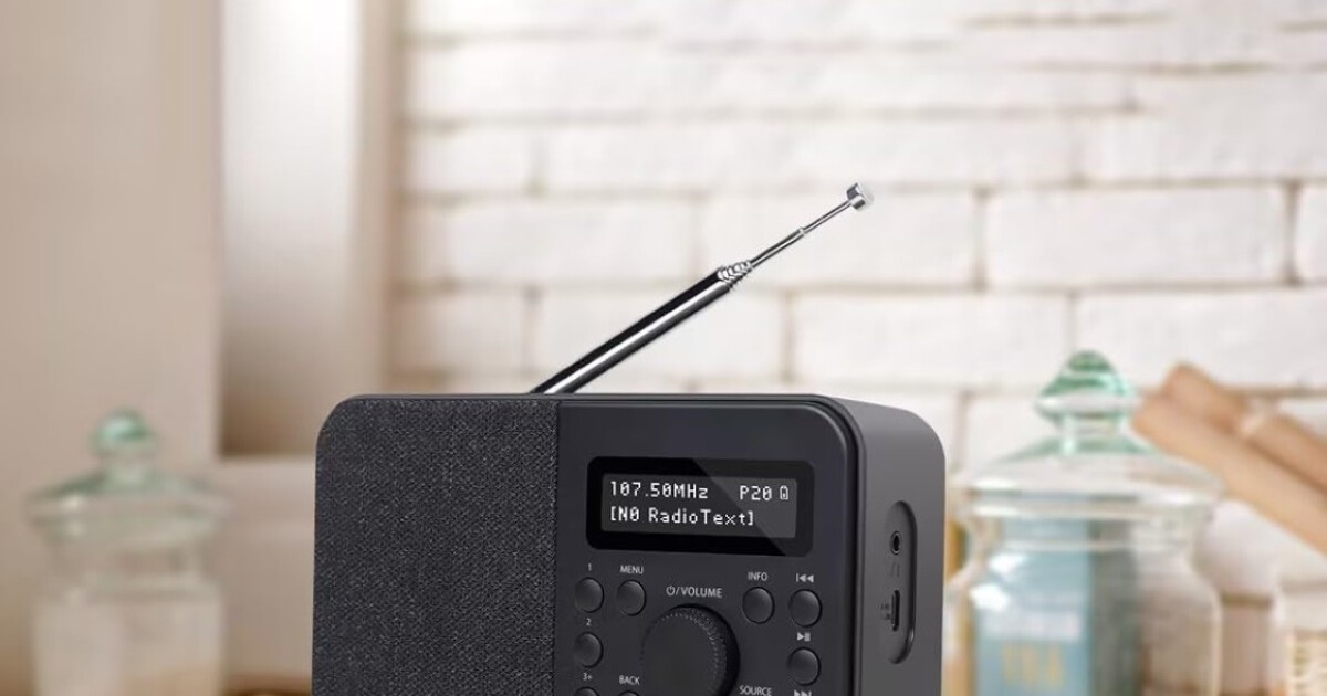 Tu vieja radio analógica FM ya tiene sustituta. No habrá "apagón", pero así será el despliegue de la tecnología DAB+ en España