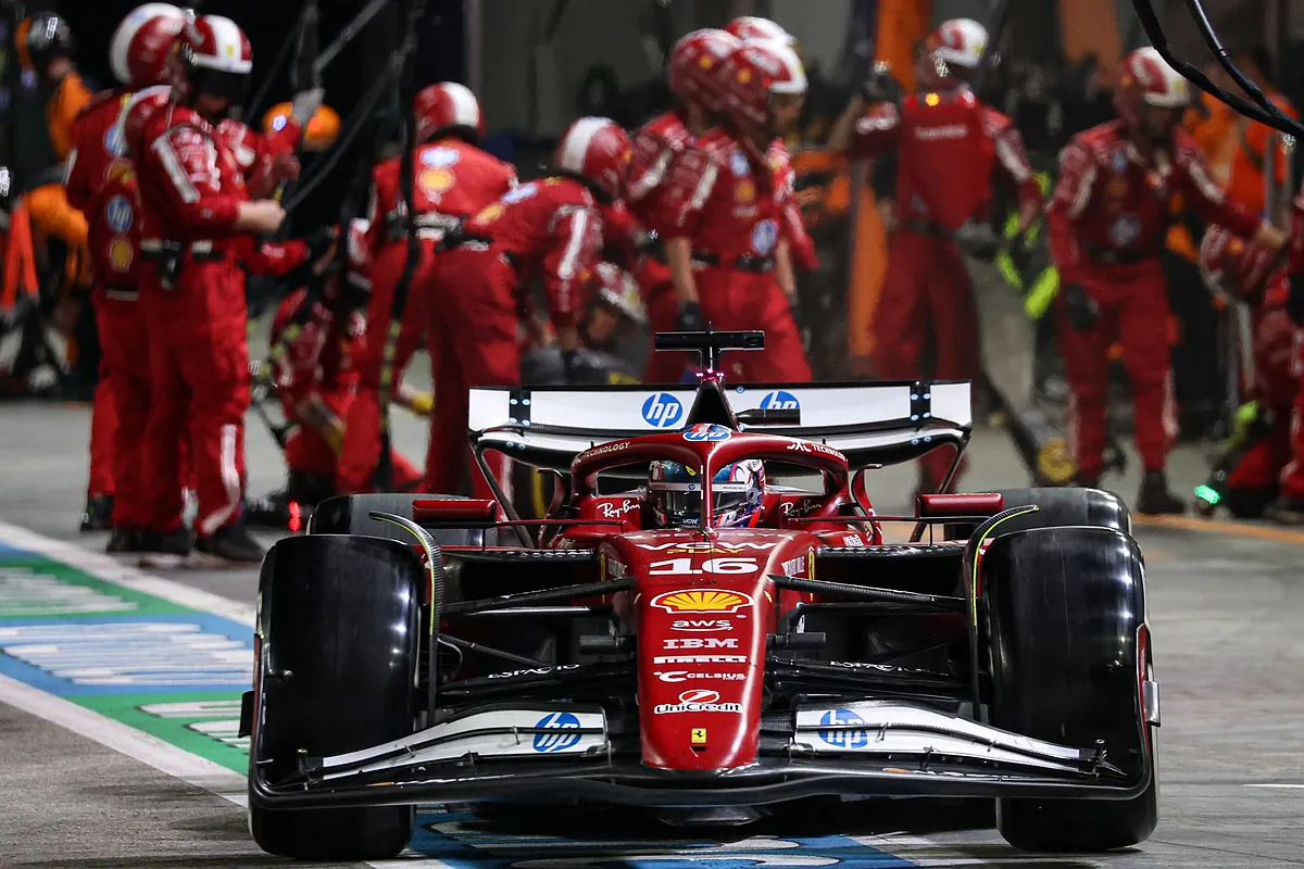 Ferrari se asoma al abismo tras una cumbre en Maranello: el futuro de Hamilton, Leclerc y Vasseur, en el aire - El Mundo