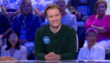 La memoria de Manu desata admiración y bromas tras un panel sobre Rosalía: “¡Tra, tra!”