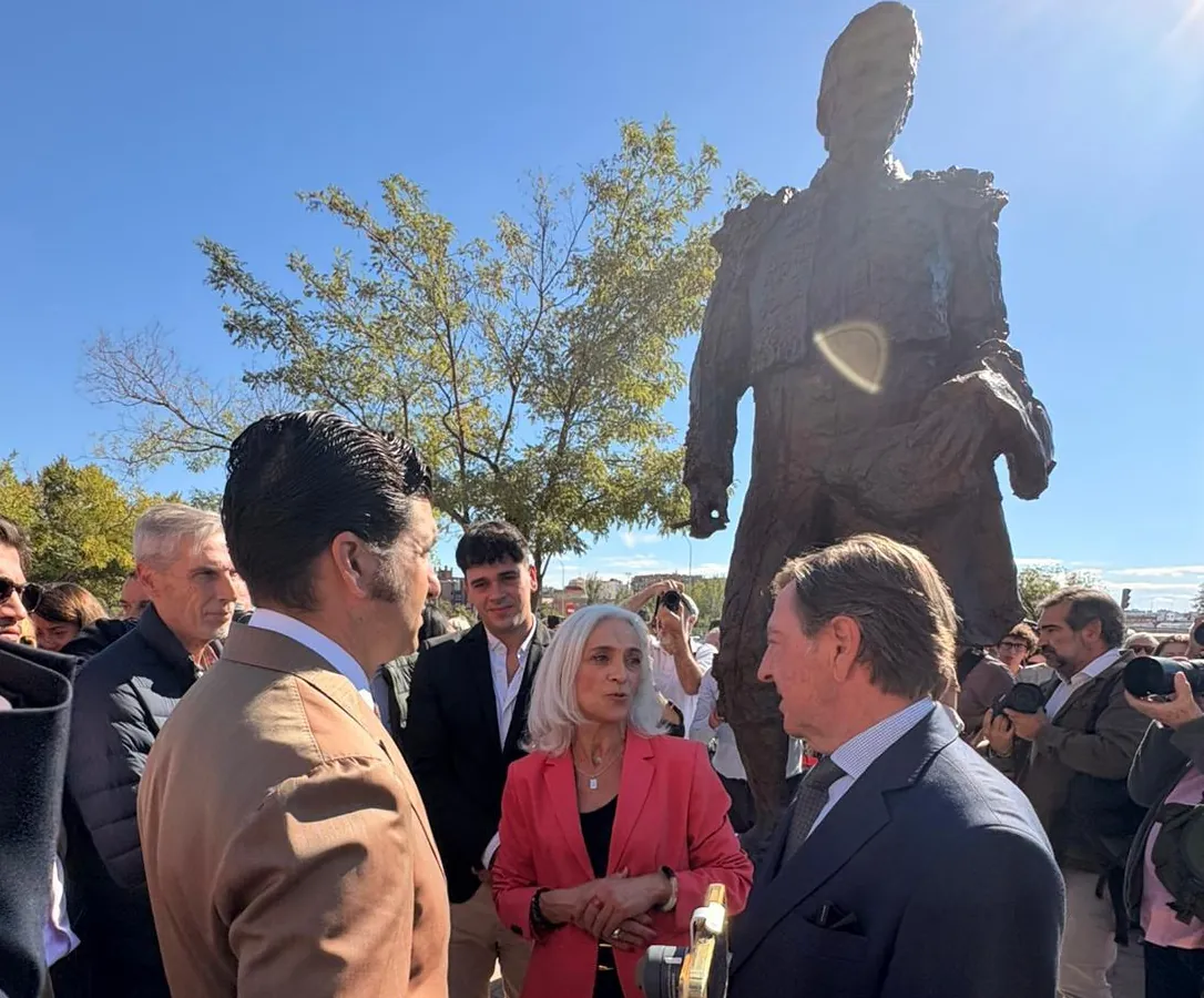 El monumento a Antoñete que vino de la mano de Morante y pone su acento en la afición de Madrid: "Es un acto histórico para con su legado" - El Mundo