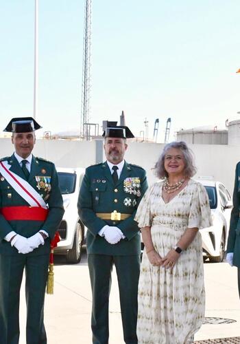 El alcalde, en la inauguración del nuevo muelle para la Guardia Civil