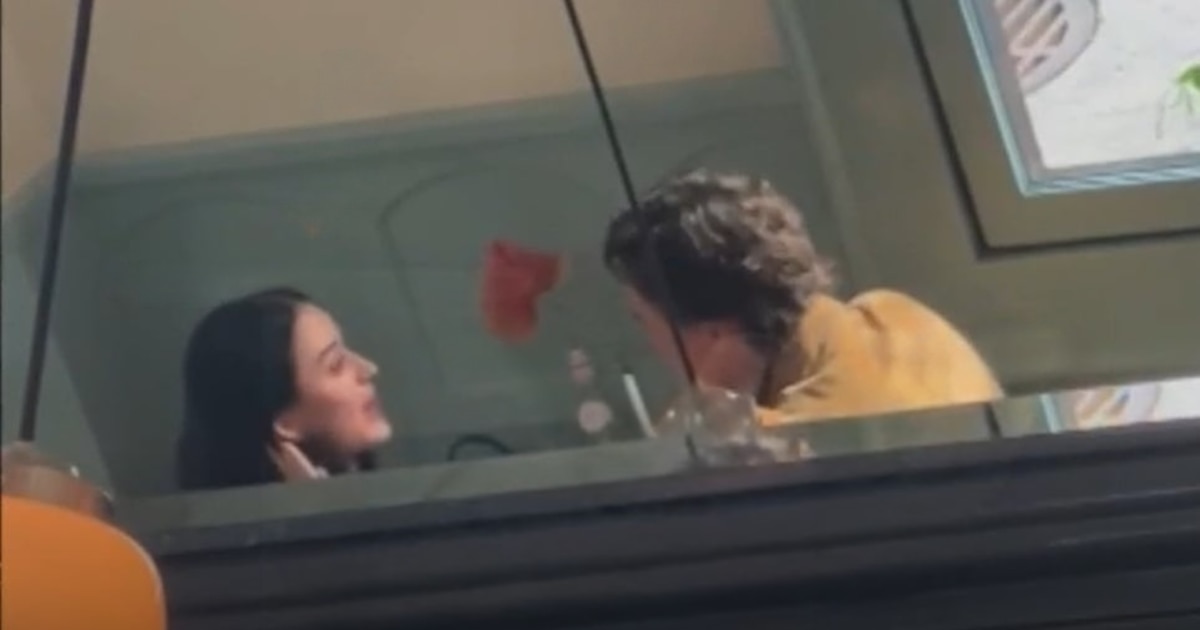 ¿Relación confirmada? Katy Perry y Justin Trudeau fueron vistos juntos a los besos en un yate