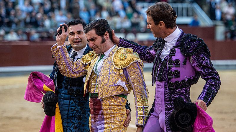 RTVE Clarín Puerta Grande y retirada de Morante