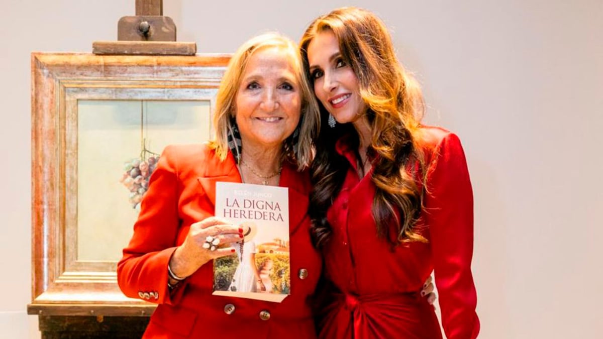 Paloma Cuevas y Ana Botella en la presentación de 'La Digna Heredera', de Belén Junco
