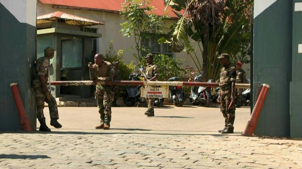 Madagascar se prepara para juramentar a un coronel como presidente tras el golpe de Estado