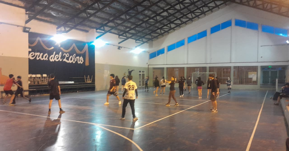 Continúan las actividades de Handball en la localidad de El Hoyo