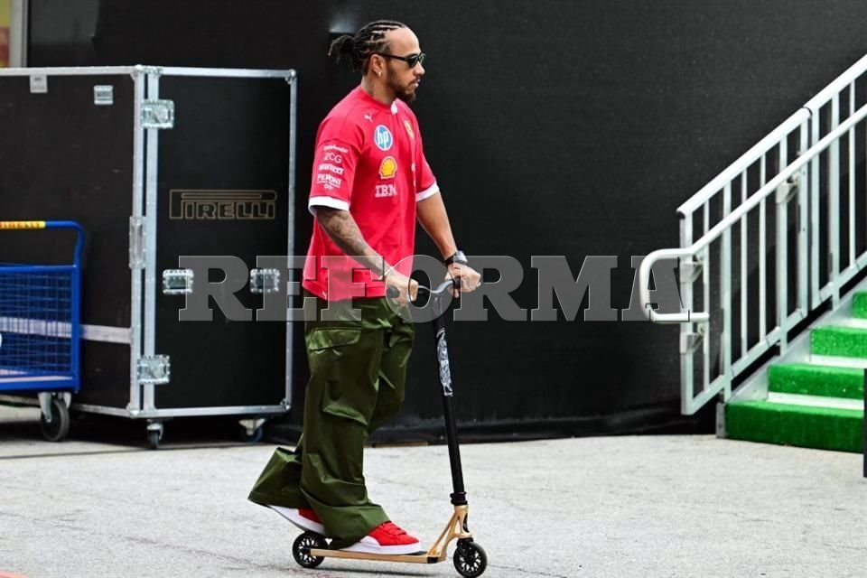 Distraen en Ferrari rumores de Horner