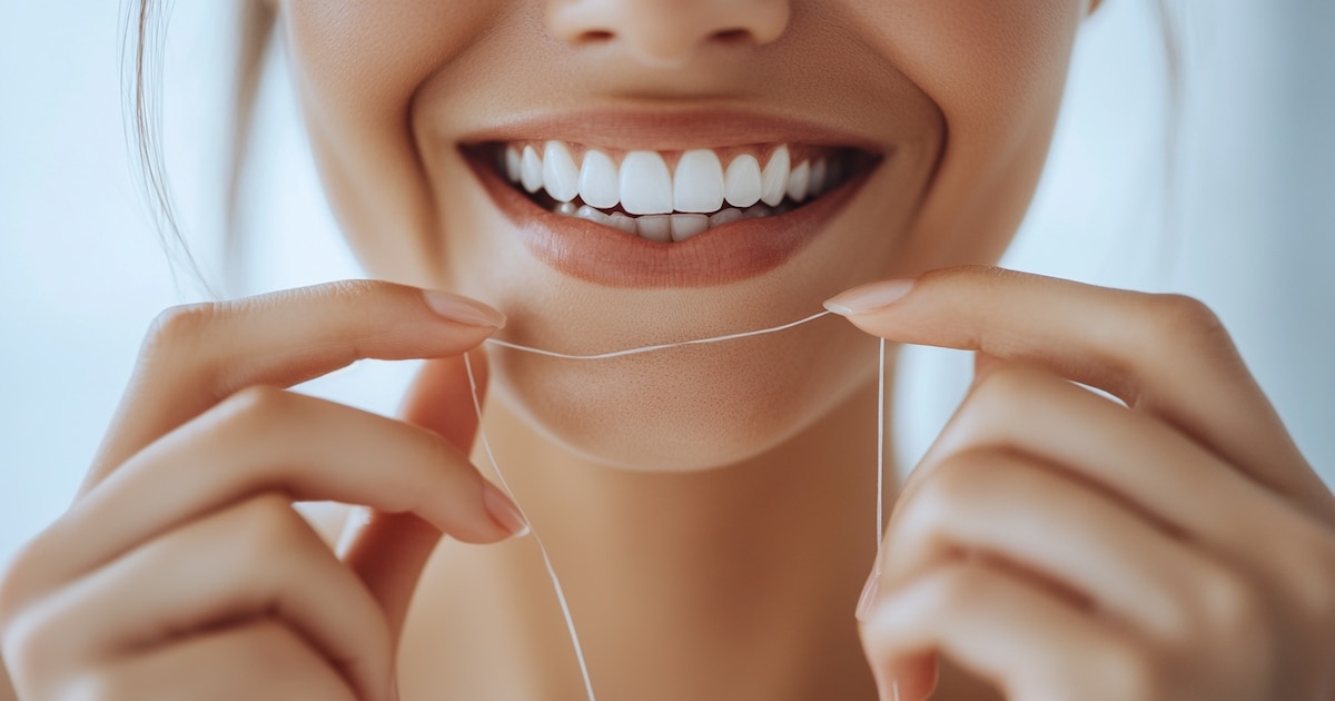 Más allá de la sonrisa: el uso diario de hilo dental puede prevenir enfermedades crónicas y del corazón