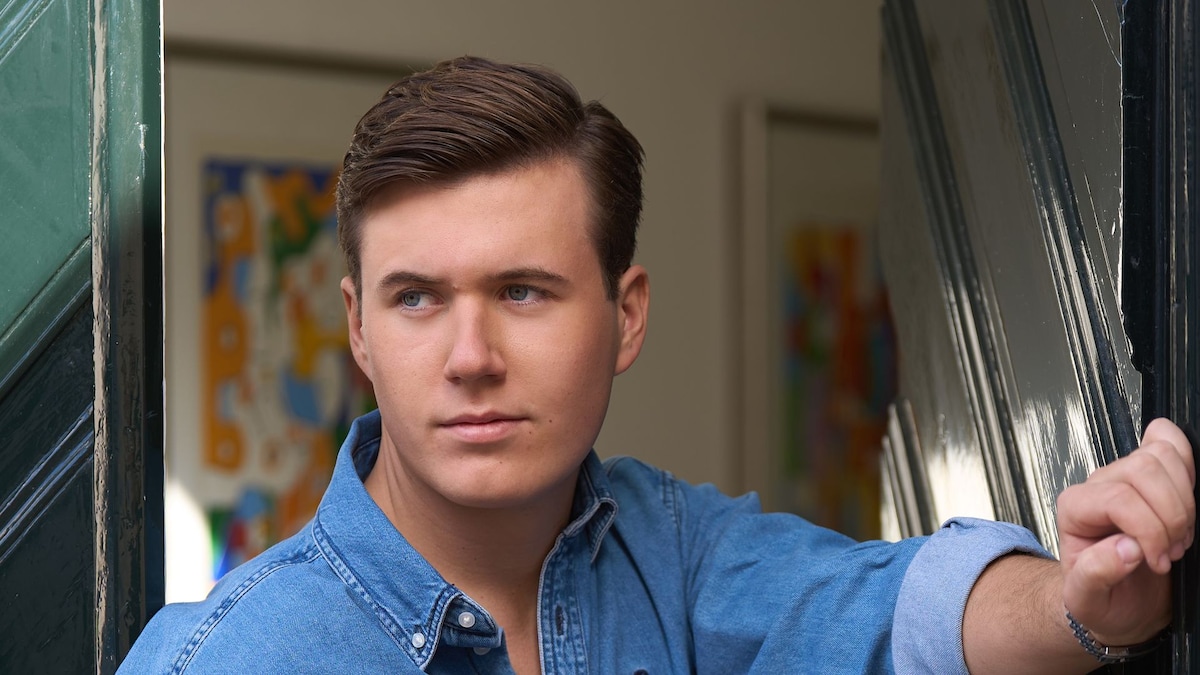 La prensa danesa critica los retratos del príncipe Christian por estar demasiado retocados, según los expertos