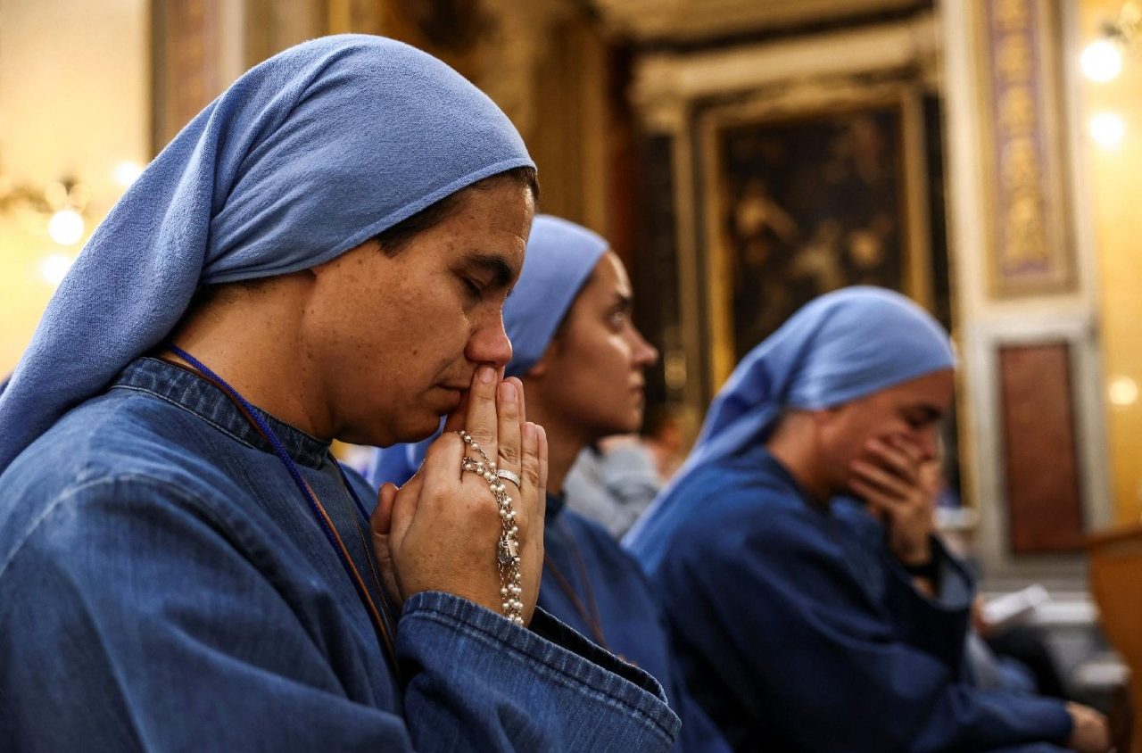 Informe de Fides: Aumentan los católicos en el mundo, pero menos vocaciones