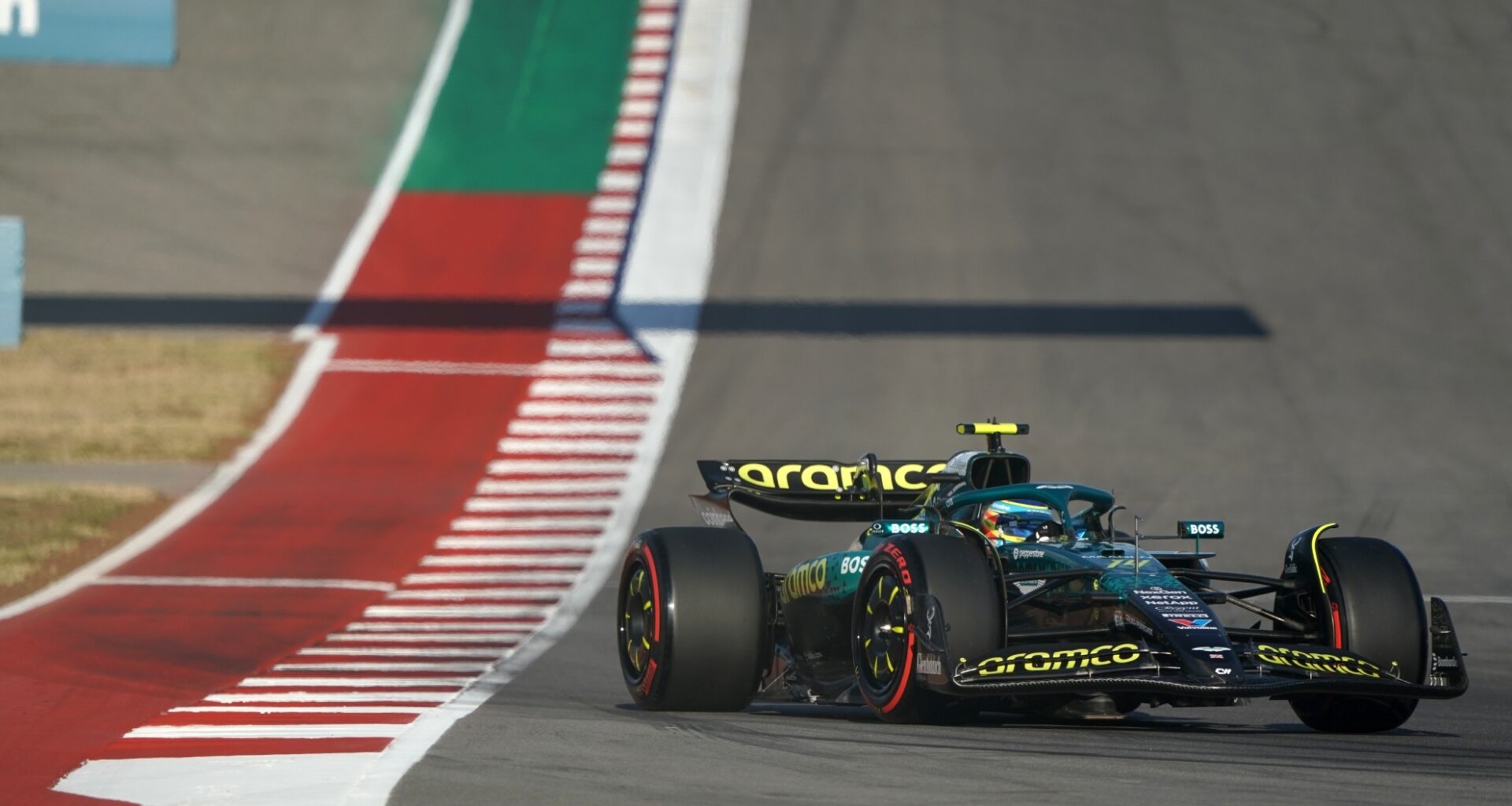 Fernando Alonso durante la sesión de clasificación sprint del GP de EEUU.