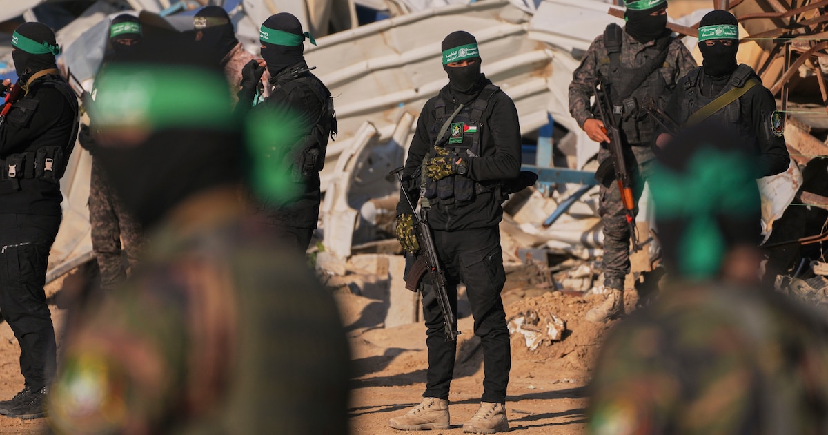 Crece la interna en Gaza por el desarme: Fatah acusó a Hamas de darle la espalda “a la trágica realidad” del pueblo palestino