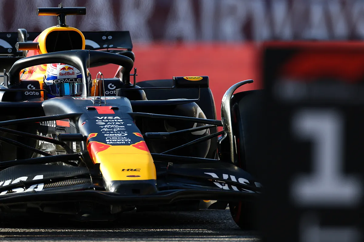Verstappen estrecha el cerco sobre McLaren con otra 'pole' en Austin - El Mundo