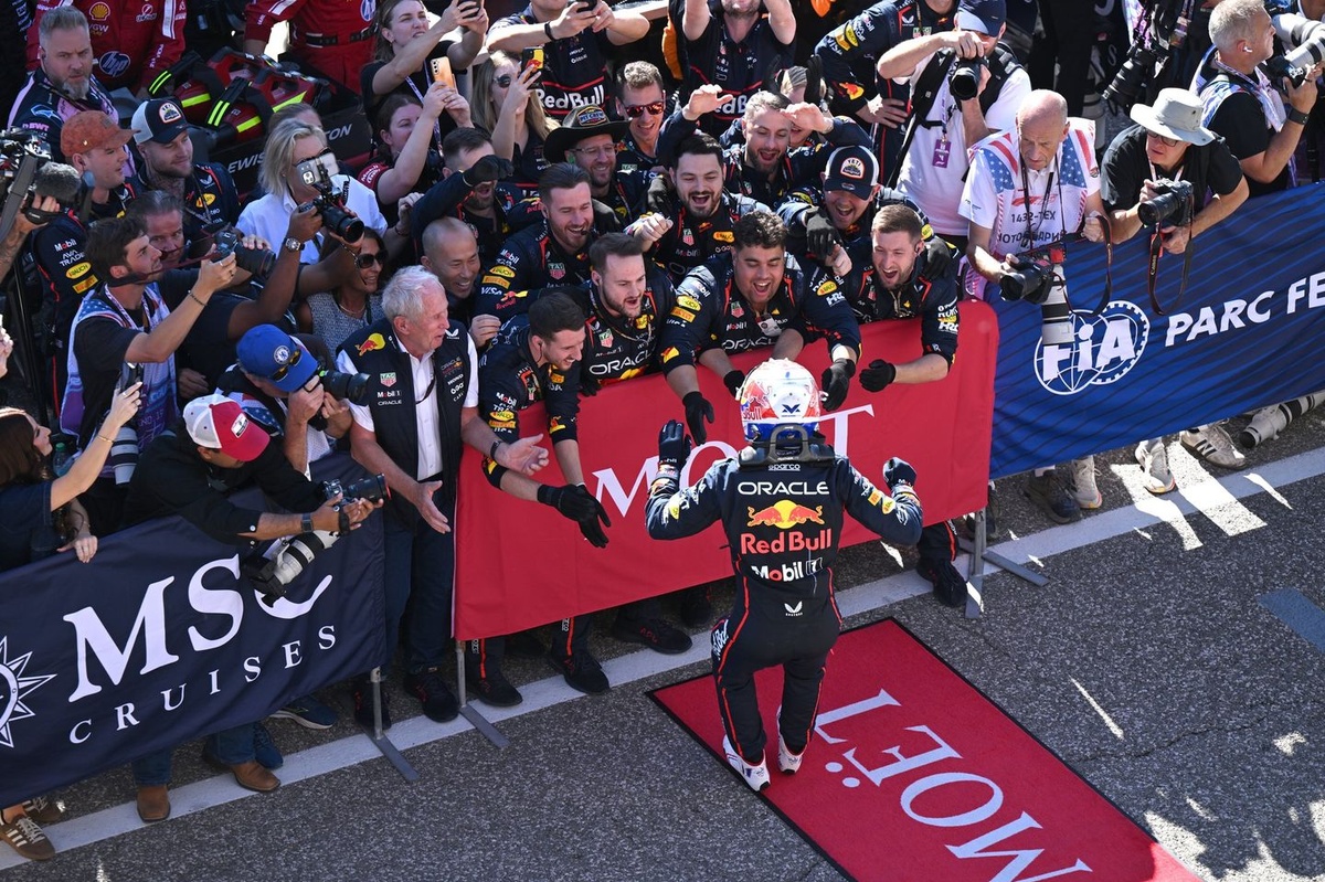 Los comisarios investigan a Red Bull en Austin tras la carrera