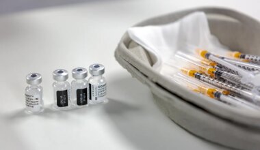 Nuevo efecto de las vacunas ARN contra el covid: empoderan a 'las defensas' de los pacientes con cáncer - El Mundo