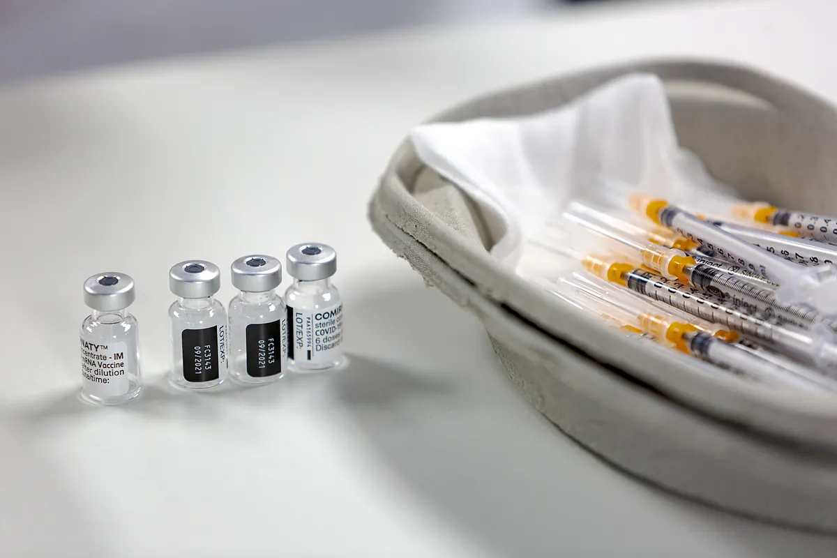 Nuevo efecto de las vacunas ARN contra el covid: empoderan a 'las defensas' de los pacientes con cáncer - El Mundo