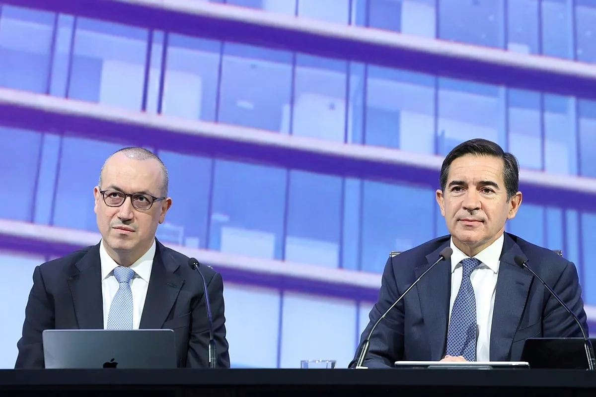 BBVA supera los 100.000 millones de capitalización en Bolsa - Expansión