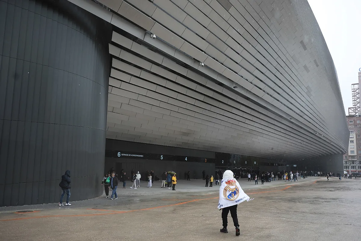 El TSJM tumba los aparcamientos del Santiago Bernabéu al respaldar la reclamación vecinal de que la concesión fue nula - El Mundo