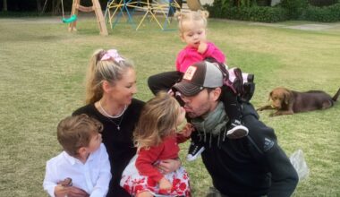 La extraña elección de Anna Kournikova para ocultar su identidad durante una celebración familiar en Miami que generó interés mediático