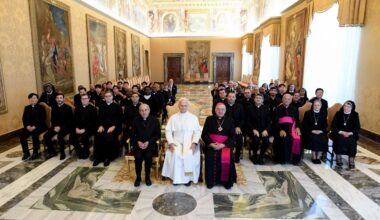 El Papa: Escuchémonos unos a otros para distinguir los signos de los tiempos
