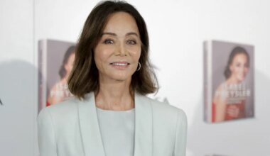 Isabel Preysler y las cartas de Vargas Llosa que desvela en sus memorias: "Son mías y hago con ellas lo que quiero" - El Mundo