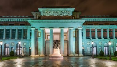 En España también hubo un robo como el del Louvre: el día que desaparecieron 18 piezas del Tesoro del Delfín del Museo del Prado y el ‘Sherlock Holmes’ español resolvió el caso