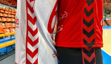 EQUIPACIONES BALONMANO 26