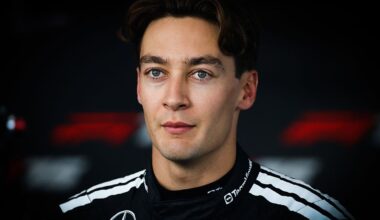 George Russell se aburre con esta F1: "Las carreras se deciden..."