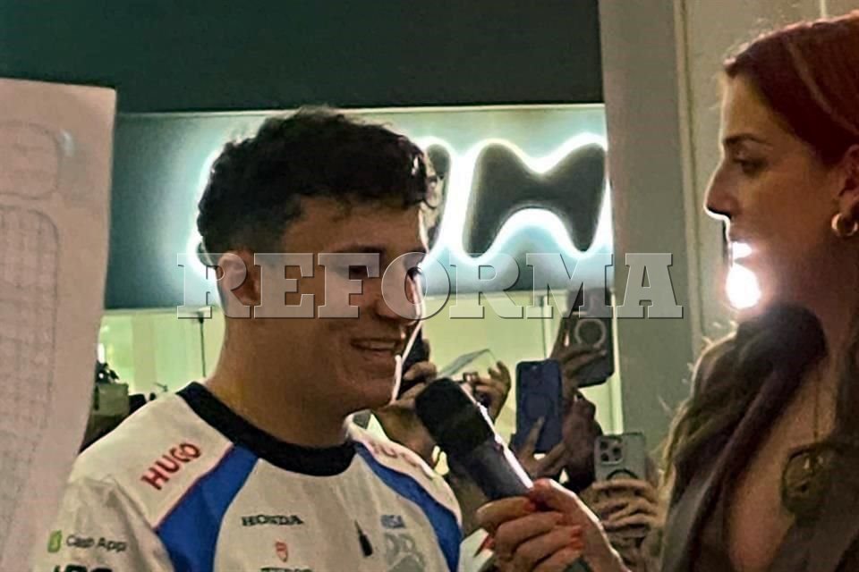 Arropa afición mexicana a Isack Hadjar