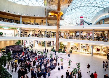 Merlin inaugura la ampliación de Marineda City