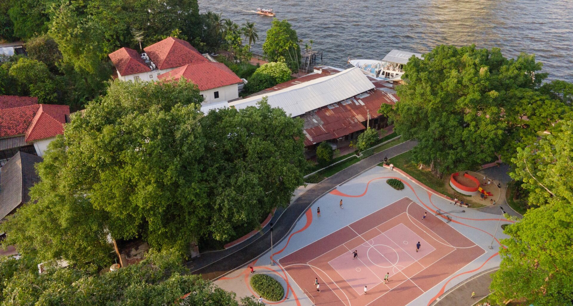 Parque de bolsillo Suan San / Shma Company Limited