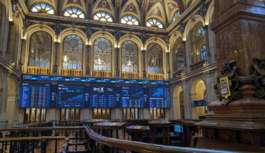 El Ibex marca máximo histórico con la gasolina de la banca - Expansión