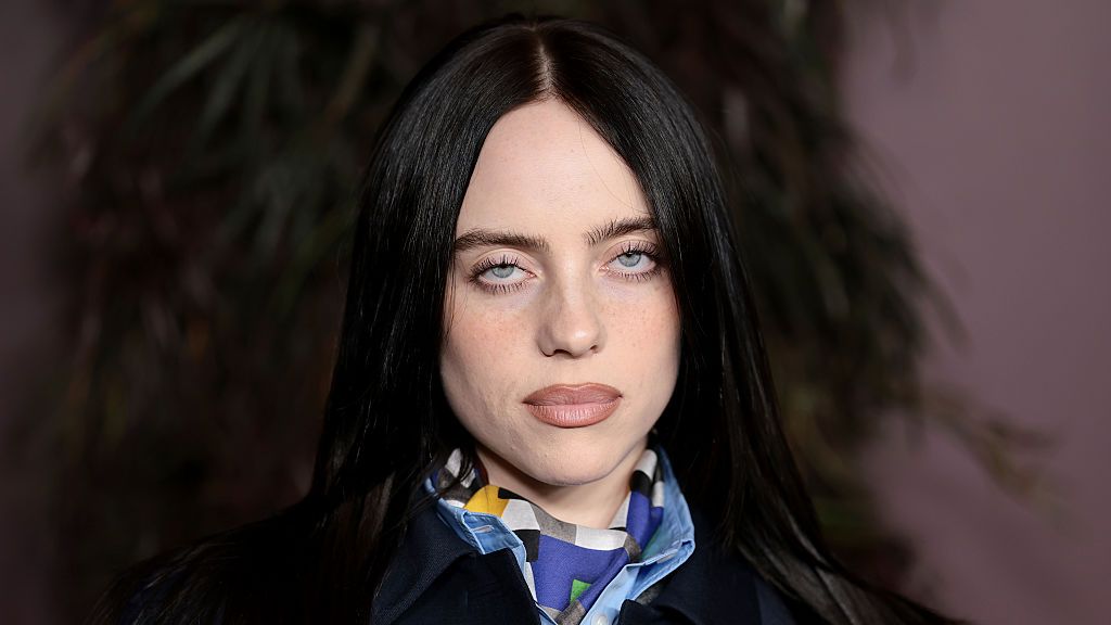 "Si eres milmillonario, ¿por qué eres milmillonario?": el discurso más combativo de Billie Eilish