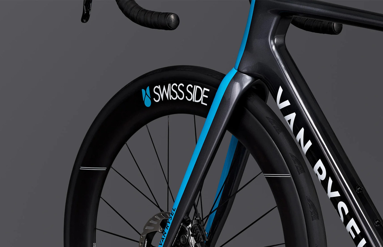 Van Rysel retira algunos modelos de bicis por los problemas de Swiss Side y DT Swiss
