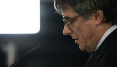 Los militantes del partido de Puigdemont apoyan su decisión de romper con el Gobierno español