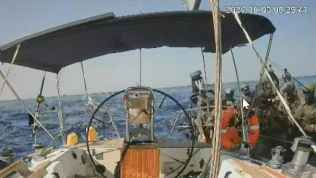 Israel inicia las deportaciones tras interceptar el último barco de la flotilla para Gaza