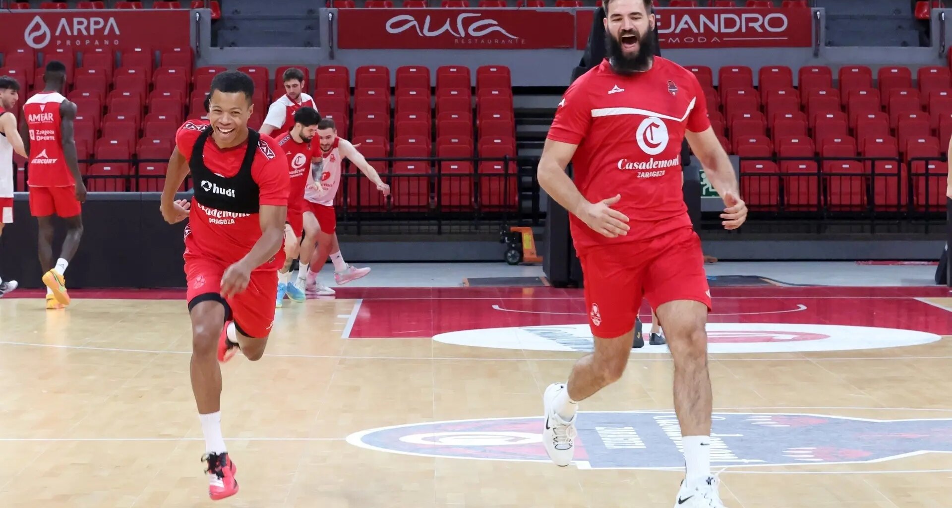 Ricky Rubio espera al Casademont Zaragoza