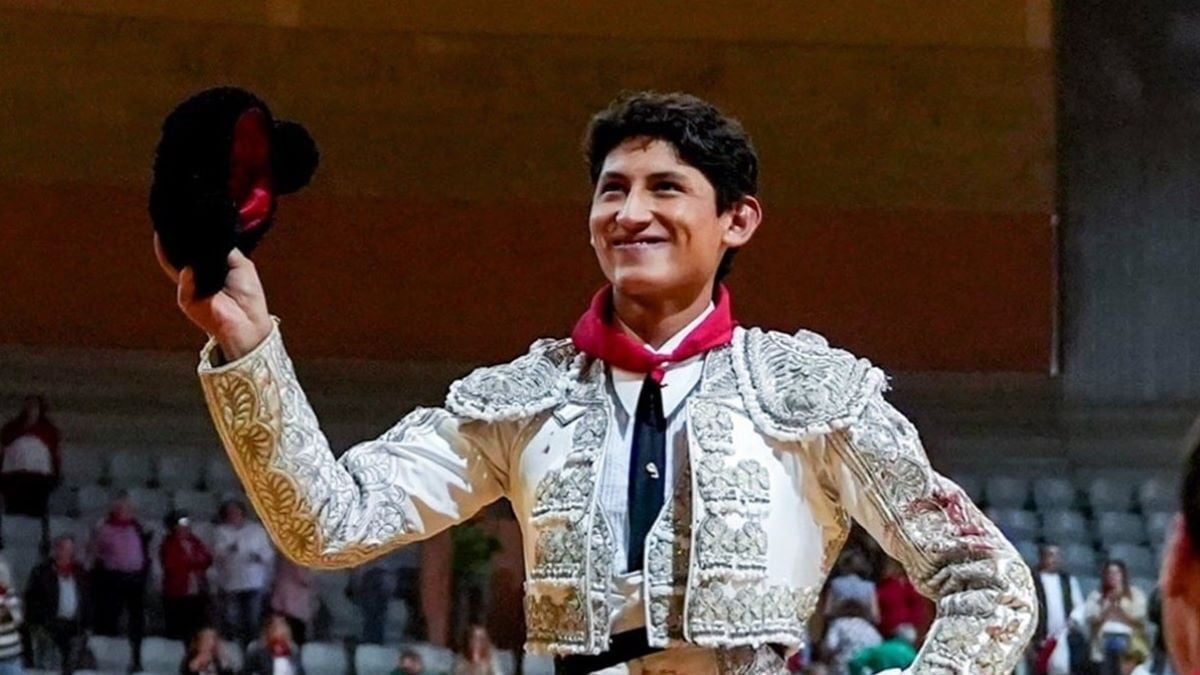 Emiliano Osornio gana el Zapato de Oro 2025