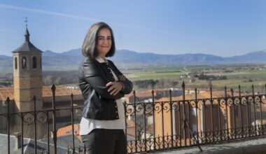 Sonsoles Sánchez-Reyes gana el VI Premio Cuadernos del Laberinto de Historia