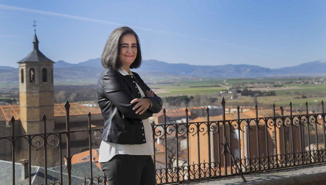 Sonsoles Sánchez-Reyes gana el VI Premio Cuadernos del Laberinto de Historia