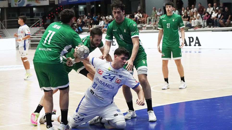 El Puerto Sagunto frena la racha del Cisne