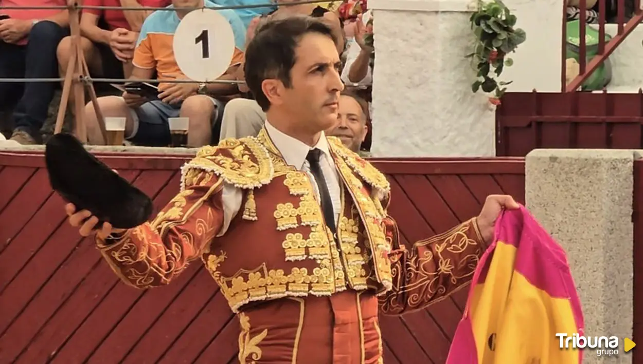 Javier Castaño recibe el X Premio 'Valores del Toreo' de la Juventud Taurina de Salamanca