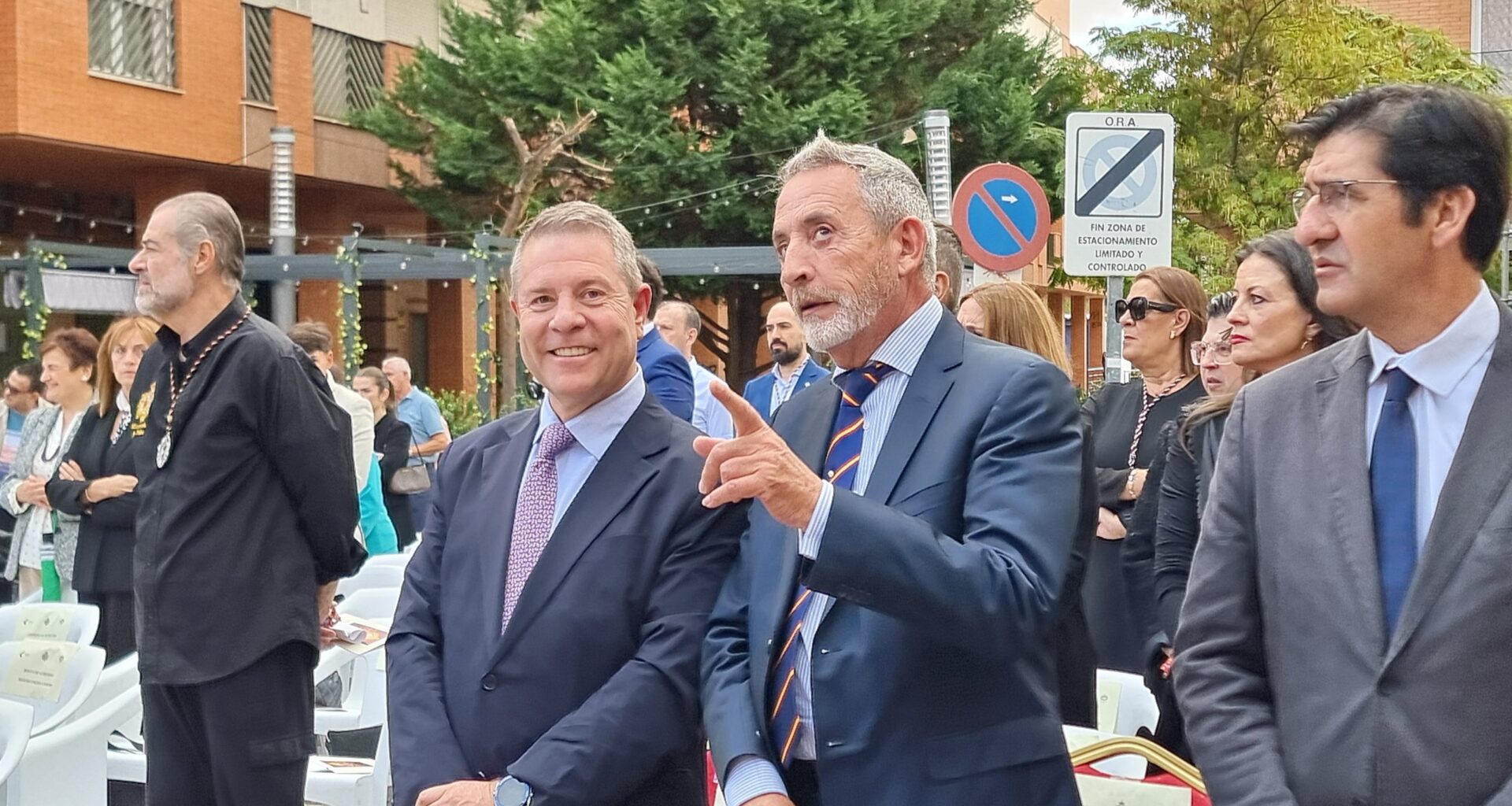 Martín y Page asisten al acto multitudinario de Coronación Canónica de la Virgen de la Palma en Valdepeñas - Ayuntamiento de Valdepeñas