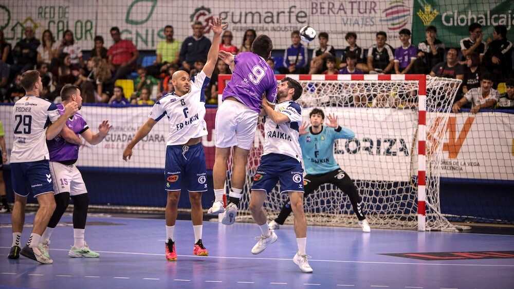 Un heroico Guadalajara se queda sin premio frente al poder del Granollers (29-32)