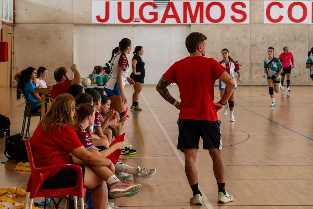 Doble derrota para el balonmano de Sanse