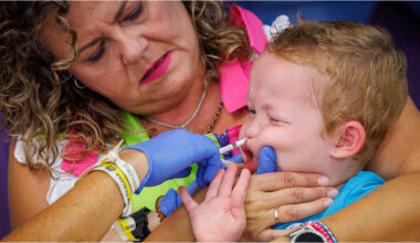 “Quien haya nacido después de 1978 debería comprobar si está vacunado”