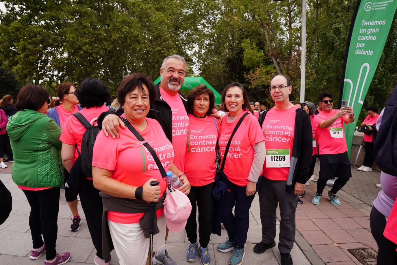 Salamanca 'se tiñe' de rosa por el cáncer
