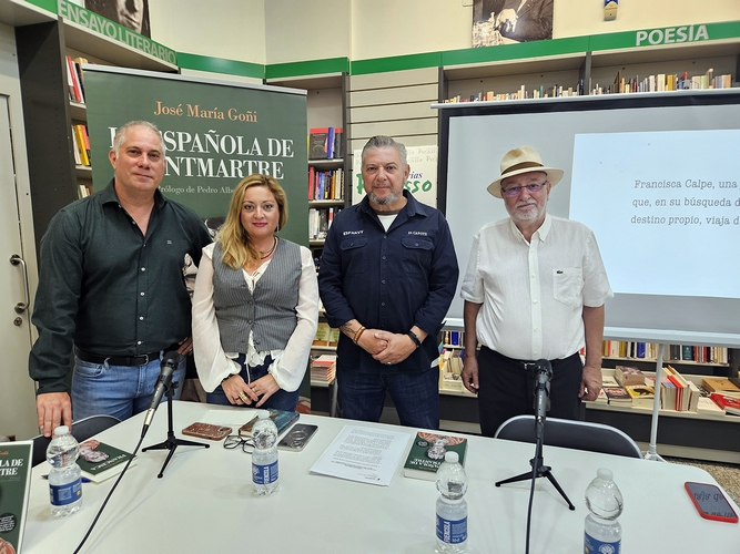 Diego Cruz acompaña a José María Goñi en la presentación de su libro ‘La española de Montmartre’ - Almeria Noticias
