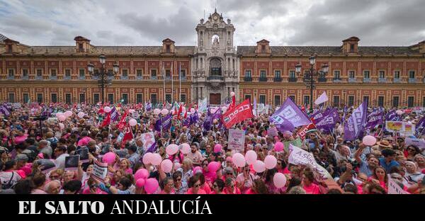 La ciudadanía exige la dimisión de Bonilla por la crisis de los cribados de cáncer de mama - El Salto